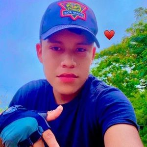 Meet your Posher, Jesús